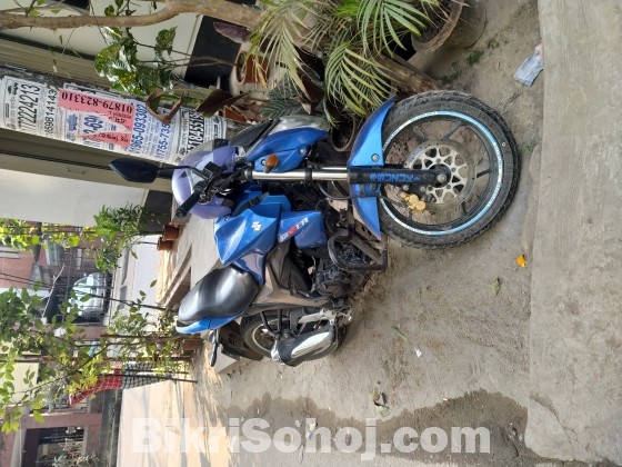 Suzuki Gixxer